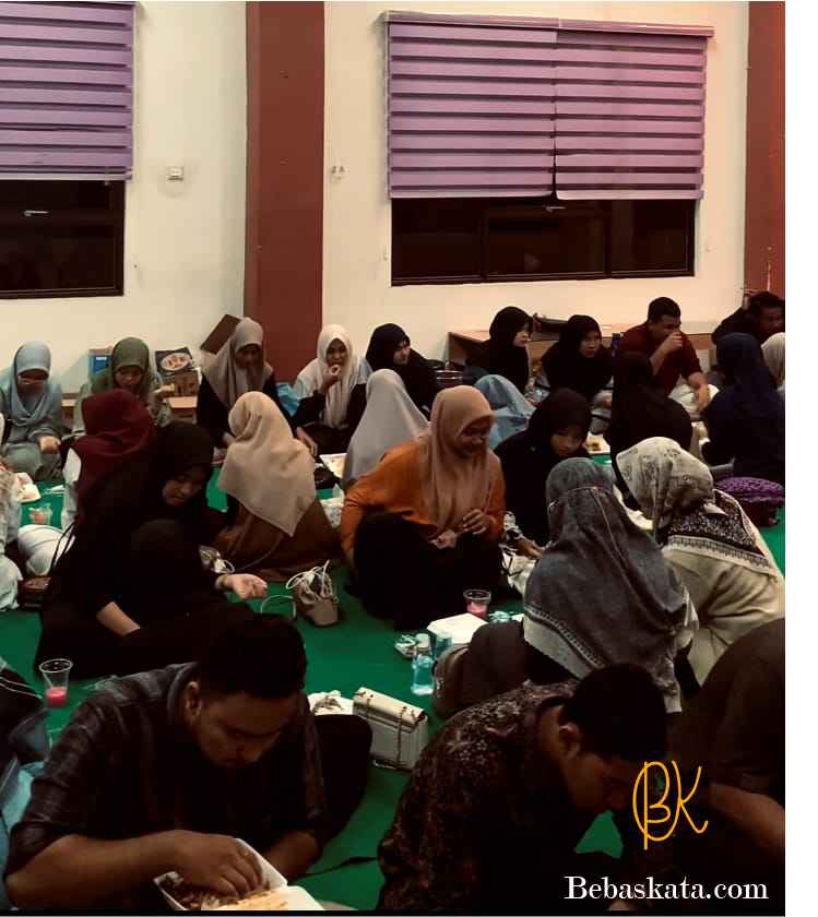 HMP PBL UIN Ar-Raniry Adakan Buka Bersama Keluarga Besar dan Alumni