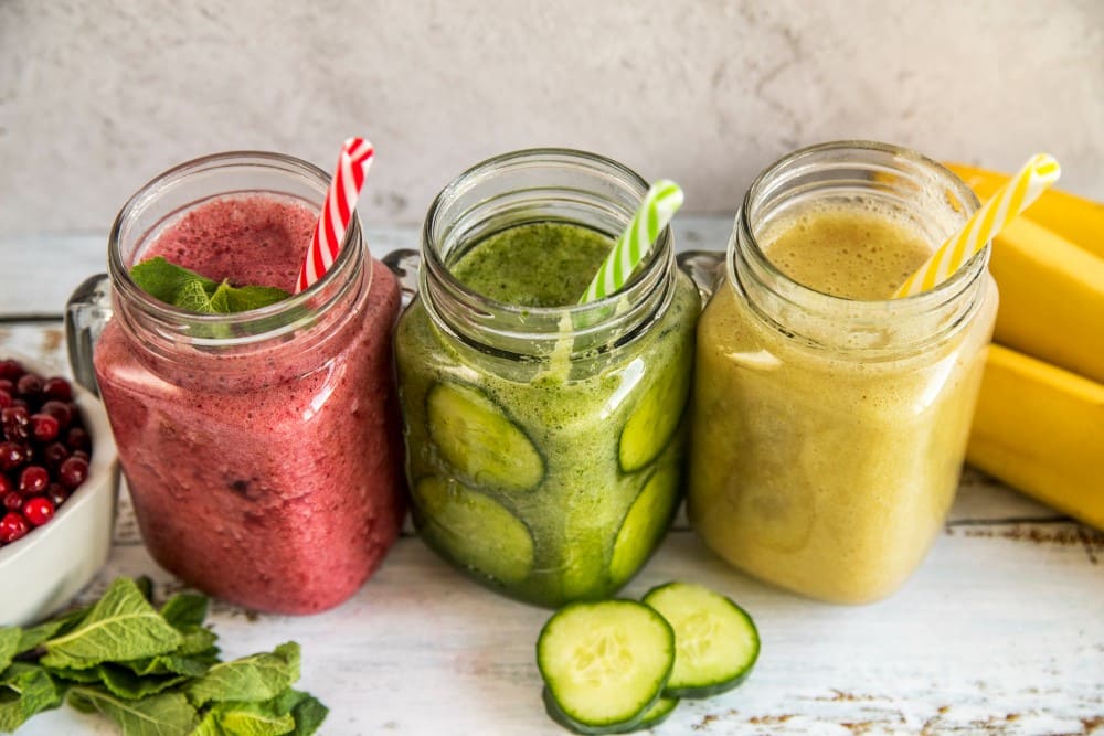 Smoothie Buah dan Sayur untuk cemilan diet sehat