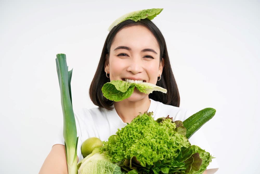 Ilustrasi manfaat diet raw vegan (freepik.com/benzoix)