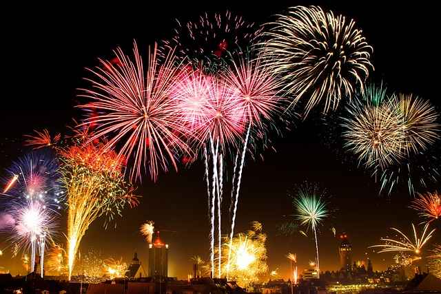 Intip yuk! 10 Tradisi Tahun Baru di Berbagai Negara, Tak Kalah Unik lho!