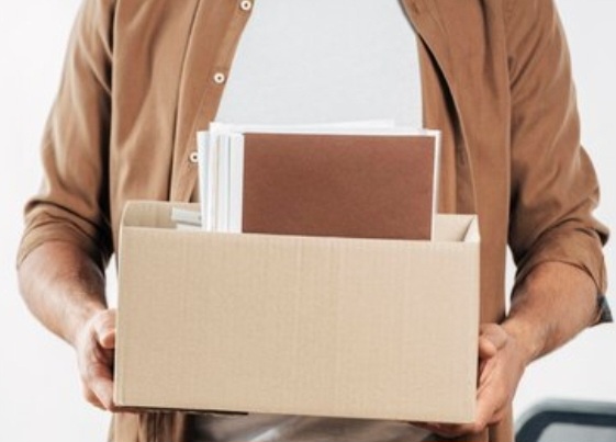 Dibuat Gak Nyaman di Tempat Kerja. Cara Licik Para Atasan Mecat Secara Halus.