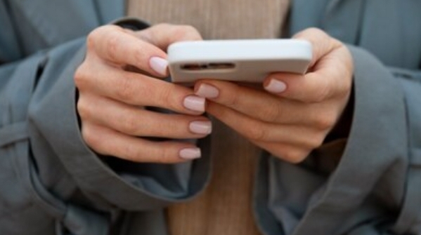 Cara Menggambar di Microsoft Word Melalui Ponsel