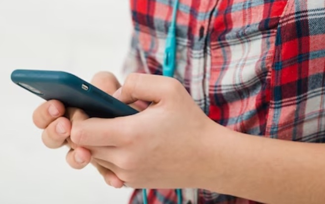 Cara Menyimpan Dokumen di Microsoft Word Dari Ponsel