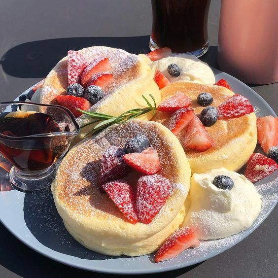 Fluffy Japanese Souffle Pancakes Video スフレパンケーキ