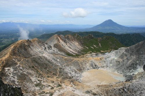 Gunung Sibayaks crater with Gunung Sinabung in background Photos Diagrams Topos