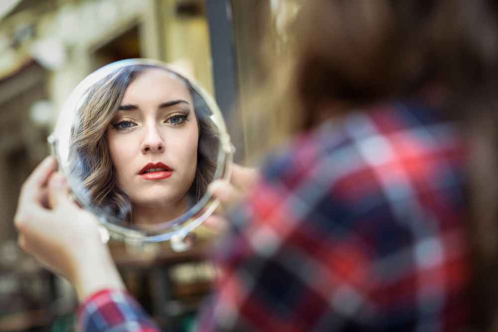 4 Tips Mengatasi Overthinking dengan Metode CBT, Simak