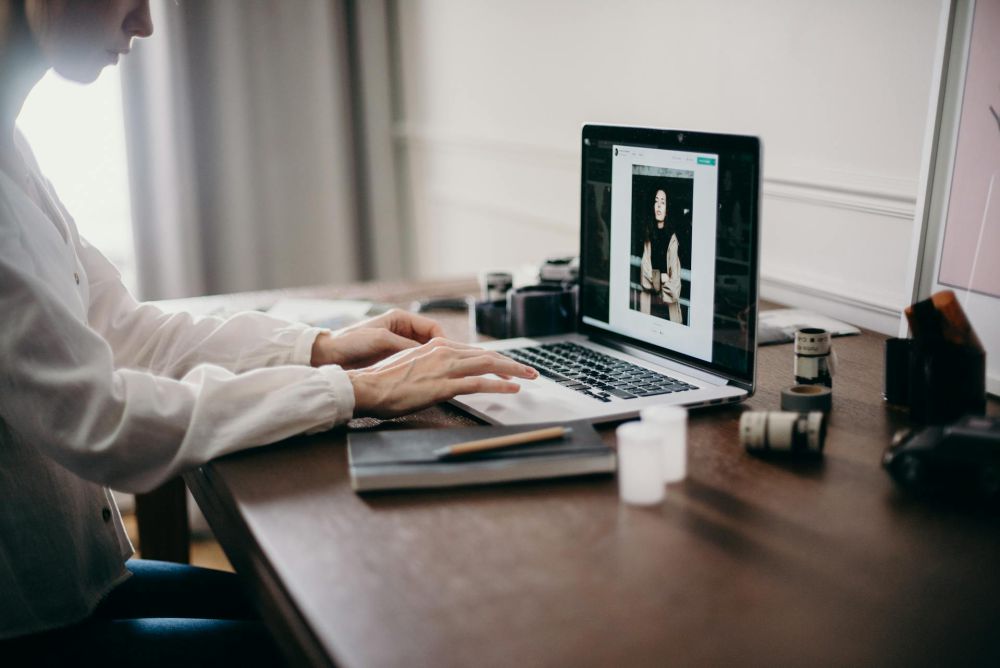 Tips Upload Foto Estetik di Instagram - Menerapkan filter