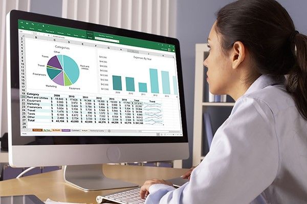 Cara Menghitung Umur di Excel dengan Fungsi YEARFRAC